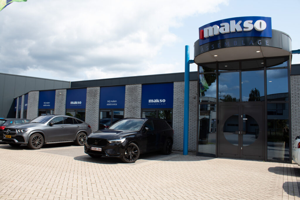 Makso Assemblage pand met nieuwe gevelbekleding